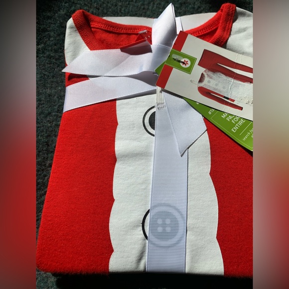NWT Children’s Christmas Santa Pajama Set from Target Size 6 - Picture 6 of 8